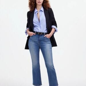Madewell Curvy Kick Out Medium Wash Denim Jeans, Size 32